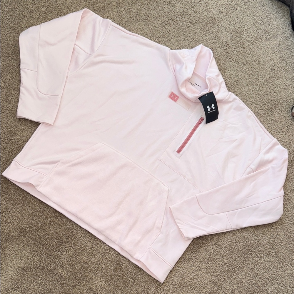 Women’s UA pullover